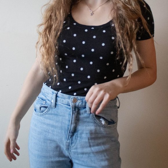 Basic Tee - Picture 3 of 5